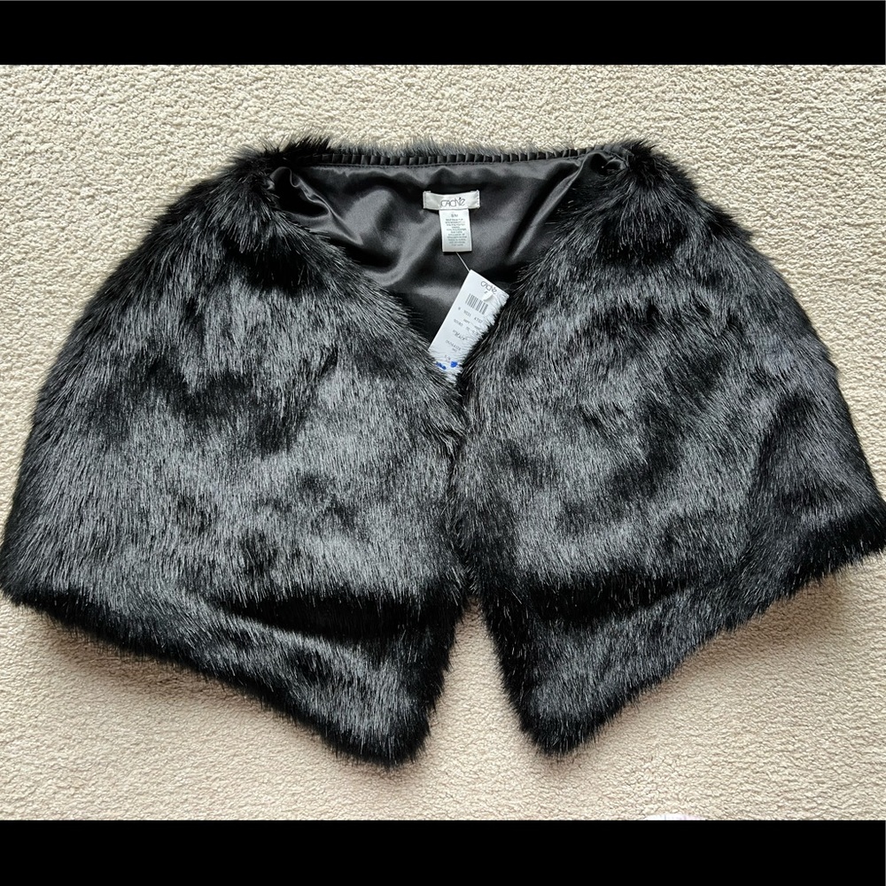 Cache Black Faux Fur Shoulder Cape Shawl Wrap Shrug Poncho Lined Sz Small/Medium